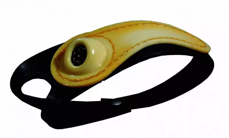 Paumelle en cuir pour droitier