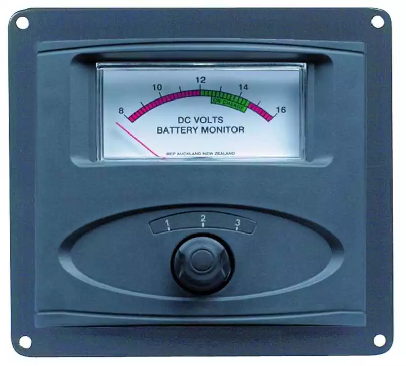 Tableau affichage analogique pour un parcs de 3 batteries 8-16V