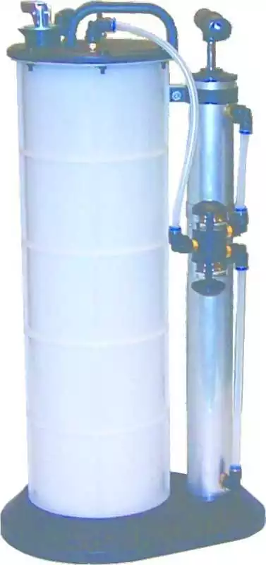Extracteur vidange ou remplisseur d'huile à pompe 9 Litres