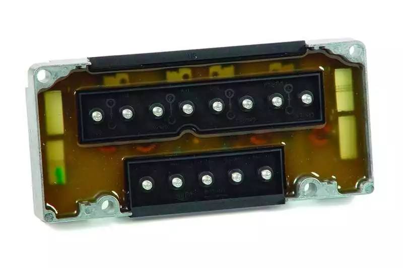 Boîtier électronique 30 Jet 40-45-50-80-85-100-125cv 4 cylindres Mercury Mariner 332-5772A7