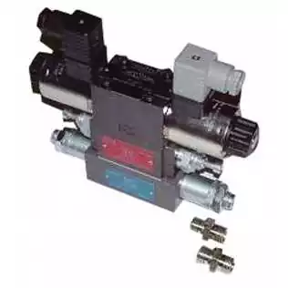 Unité de commande pour un guindeau montage en systeme "load sensing" mono-effet