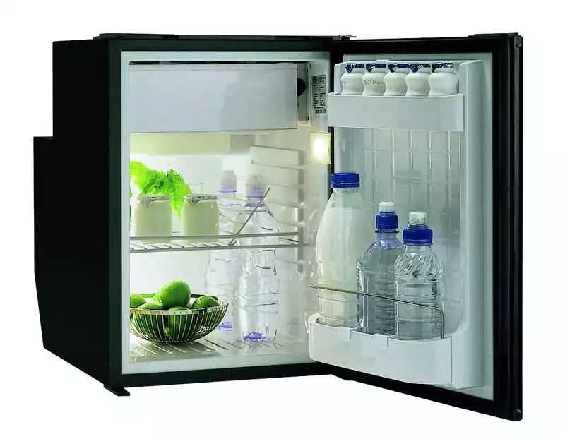 Réfrigérateur C51i 51L 12/24V Noir avec forme arrière biseautée unité interne