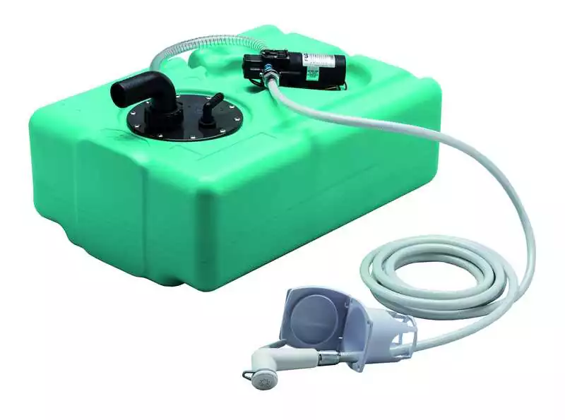 Kit douche 39 Litres avec réservoir rigide douchette et pompe 12V 4 L/min