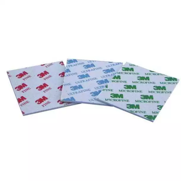 Boite de 20 éponges abrasives micro fine 140x115x5mm