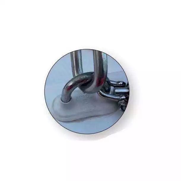 Cadène étanche noir 5 X 60mm Entraxe 28mm Passage 21mm 