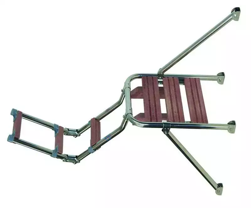 Plateforme plage arrière Largeur 45cm Longueur 35cm avec echelle